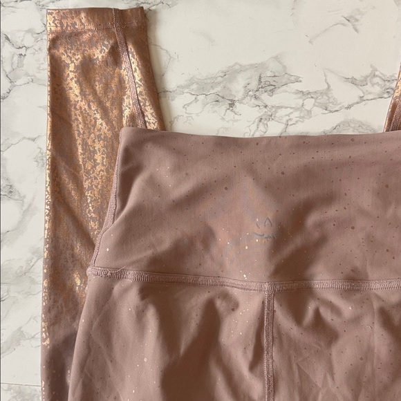 Beyond Yoga Ombré Alloy Speckled Leggings Pink Gold Small - Picture 6 of 6